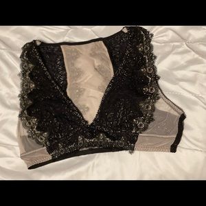 Victoria’s Secret Lace Bralette Large